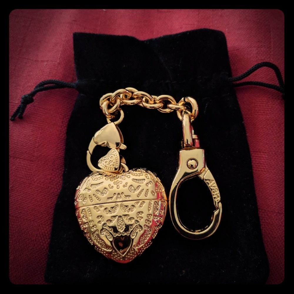 Gold Tone Heart Keychain Hidden Usb